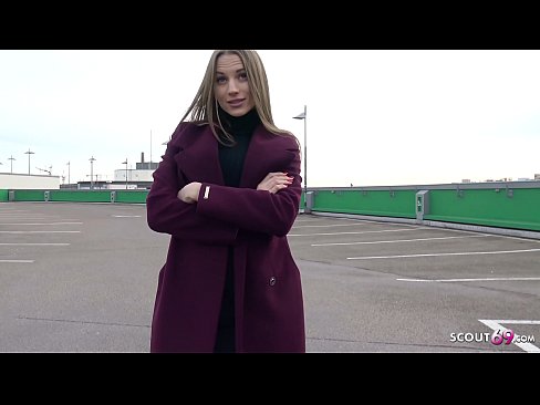 ❤️ IS SCÓITÉAL Gearmánaigh Aisling A THUGANN CRUACH, TELLTALE PÁIRCEÁLA AGUS SEXY AR AIRGEAD ☑ Porn linn ❌️❤