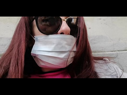 ❤️ Faigheann Nicoletta díoltas ar a comharsa agus pees ina gharáiste (Coraintín Iodálach Speisialta Covid19) ☑ Porn linn ❌️❤