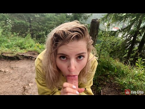 ❤️ Fáinleogann cailín cum tar éis blowjob poiblí - Eva Elfi ☑  Porn  linn ❌️❤